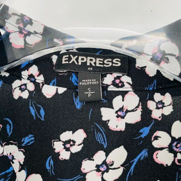 Express Size Small Black & Blue Floral Long Sleeve Button Down Career Blouse Top - Picture 6 of 9